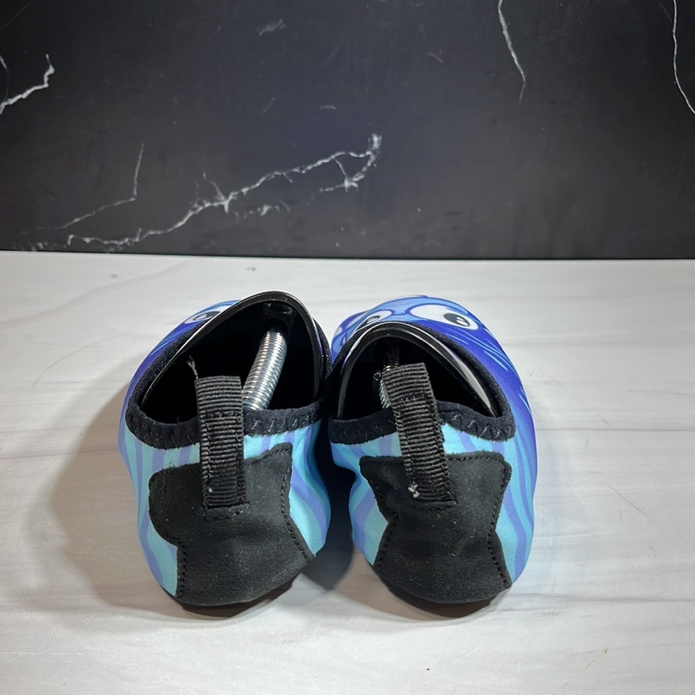 Unbranded Kid’s Water Shoes Blue/Purple sz 11/12 - Picture 3 of 7